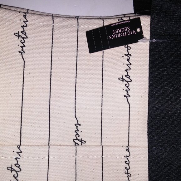 Victoria Secret Tote Bag Cream Black Allover Signature Logo Canvas Zip Up New Wi - Picture 5 of 11